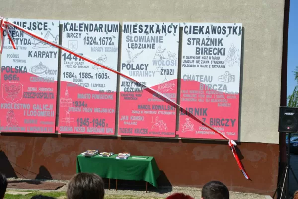 Projekt ,,Namaluj historię!"
